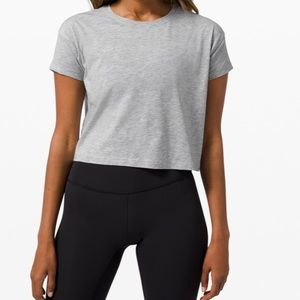 Lululemon Cates Cropped Tee Grey